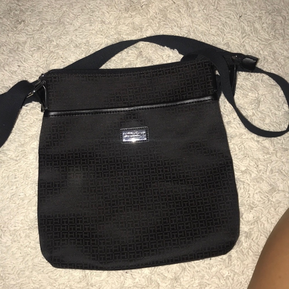 Tommy Hilfiger bag